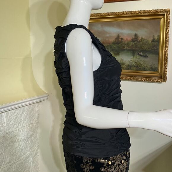 Calvin Klein Rushed Sleeveless Top - Picture 3 of 15